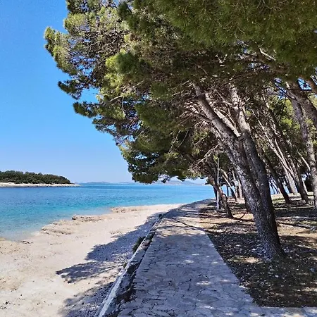Stonewood Dalmacija * Primosten