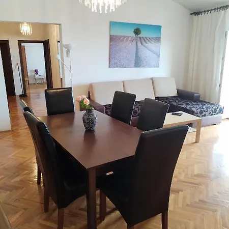 Stonewood Dalmacija * Primosten