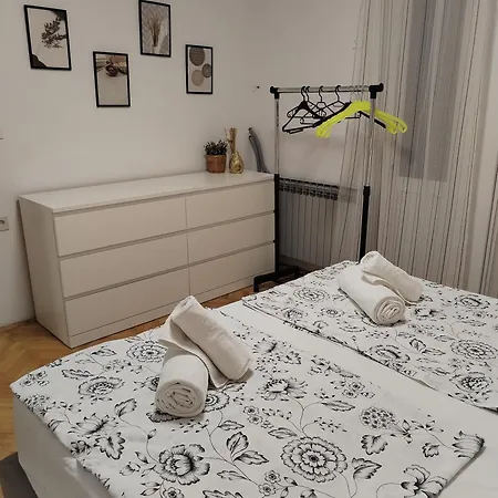 Stonewood Dalmacija * Primosten